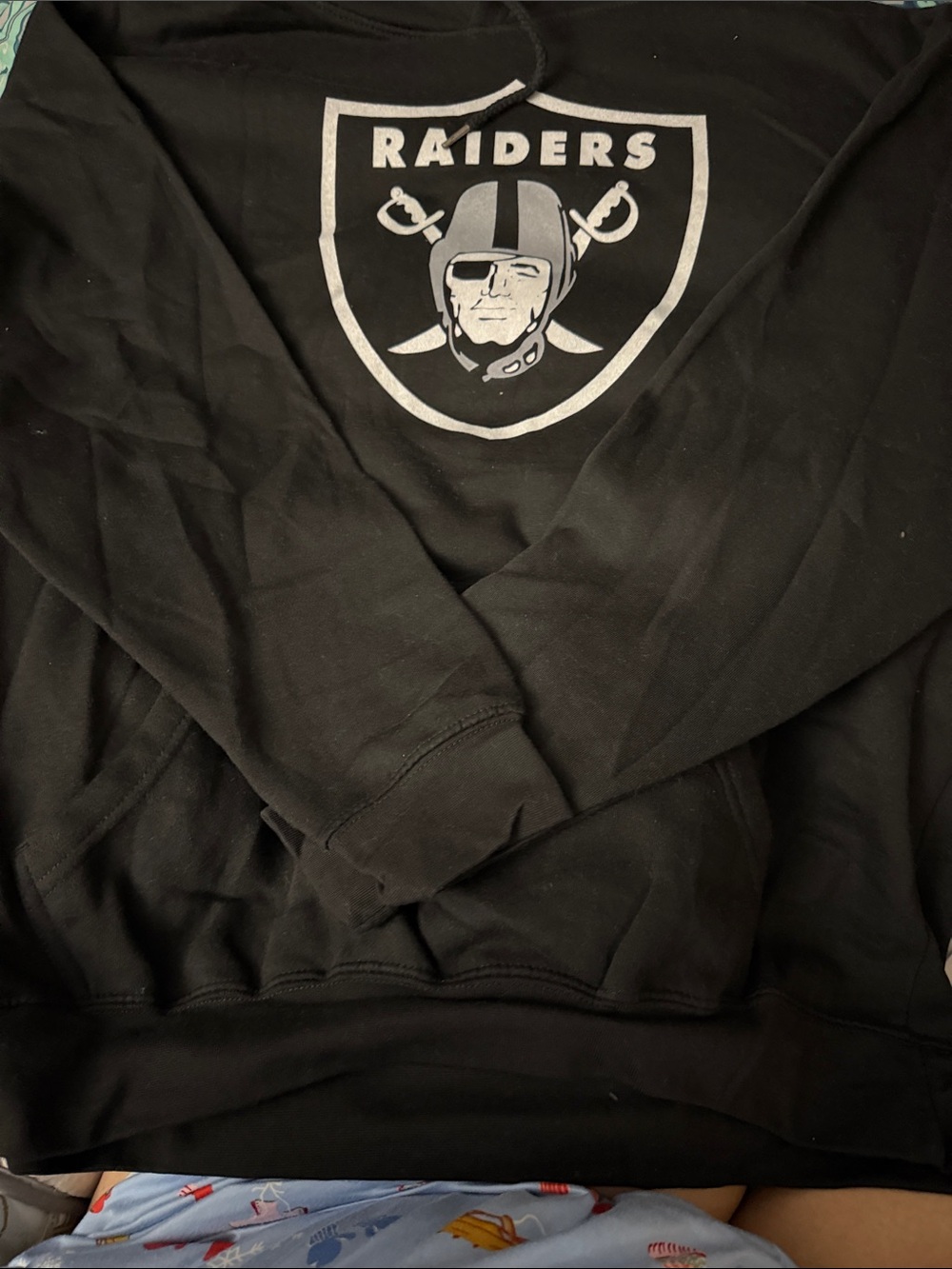 Riders by Fanatics Black hoodie with White Raiders Logo. Men’s size XL